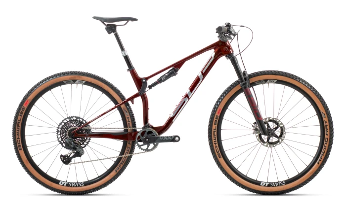 801-2023-29121-s8597-team-xf-29-factory-racing-gloss-red-carbon-chrome_jpg.webp